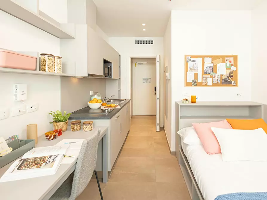 Immagine 1 di Appartamento in affitto  in Viale della Toscana a Firenze