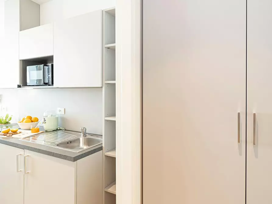 Immagine 10 di Appartamento in affitto  in Viale della Toscana a Firenze