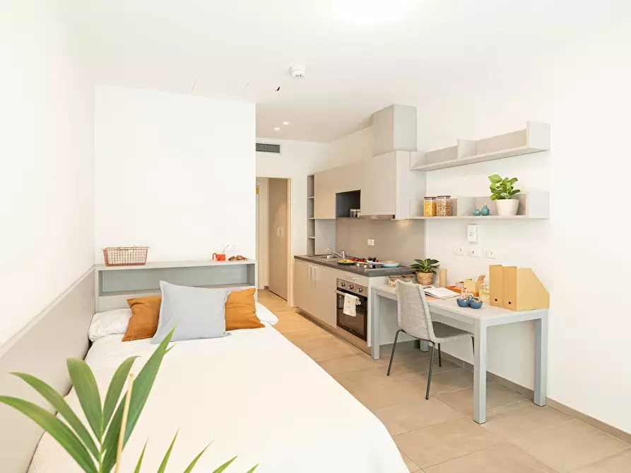 Immagine 1 di Appartamento in affitto  in Viale della Toscana a Firenze