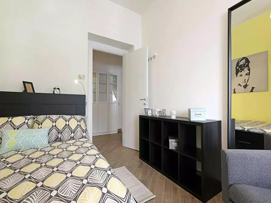 Immagine 6 di Camera in affitto  in Via Antonino Lo Surdo a Roma