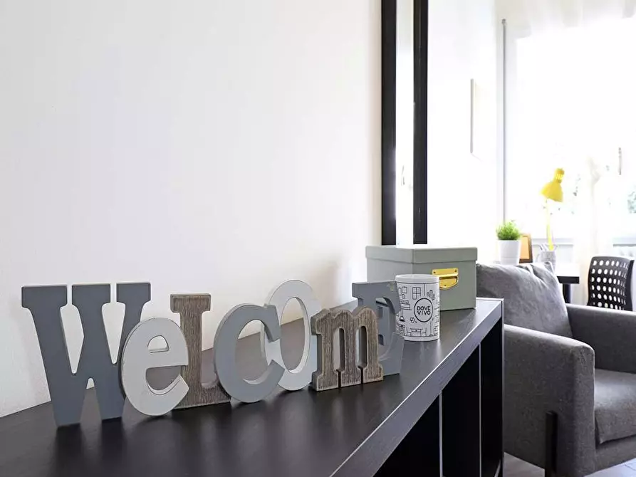 Immagine 3 di Camera in affitto  in Via Antonino Lo Surdo a Roma