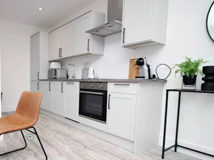 Immagine 5 di Casa indipendente in affitto  in Clarence Street a 