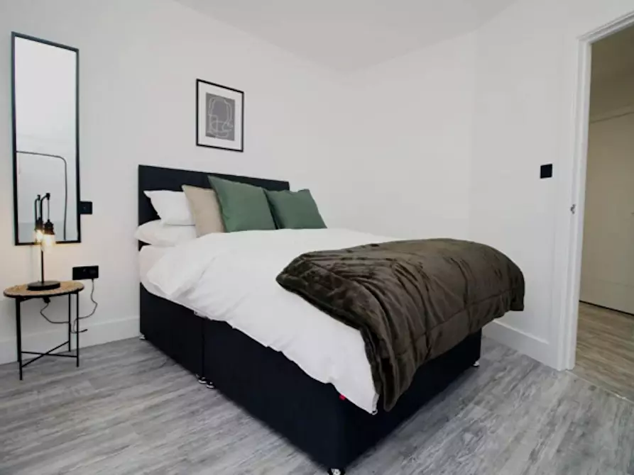 Immagine 2 di Casa indipendente in affitto  in Clarence Street a 