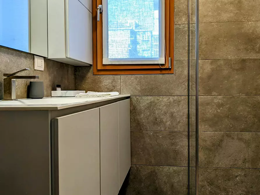 Immagine 10 di Appartamento in affitto  in Via Mario Pichi a Milano