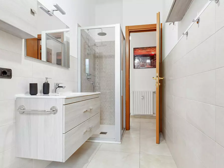 Immagine 8 di Camera in affitto  in Via Rembrandt a Milano