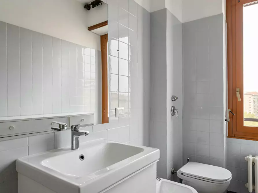 Immagine 10 di Camera in affitto  in Piazza Simone Bolivar a Milano