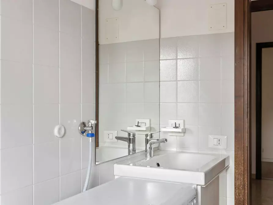 Immagine 9 di Camera in affitto  in Piazza Simone Bolivar a Milano