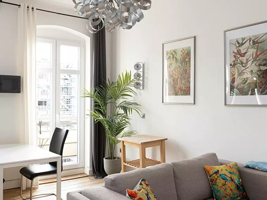 Immagine 2 di Appartamento in affitto  in Stralauer Allee a Berlin Friedrichshain