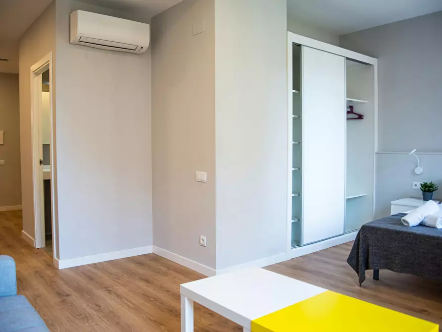 Immagine 8 di Appartamento in affitto  in Carrer de Sants a Barcelona