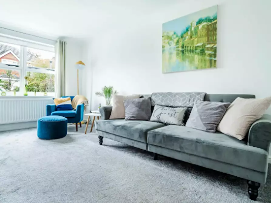 Immagine 2 di Casa indipendente in affitto  in Mountain Ash Close a Hailsham