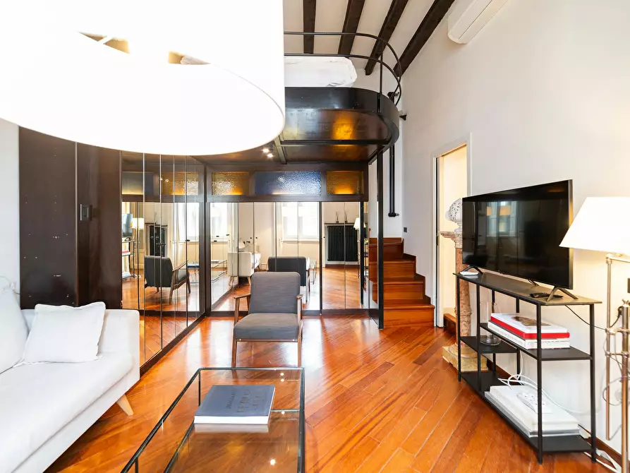 Immagine 7 di Appartamento in affitto  in Via Solferino a Milano