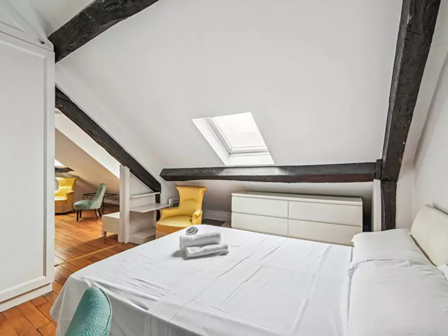 Immagine 9 di Appartamento in affitto  in Rue de Bourgogne a Paris 07