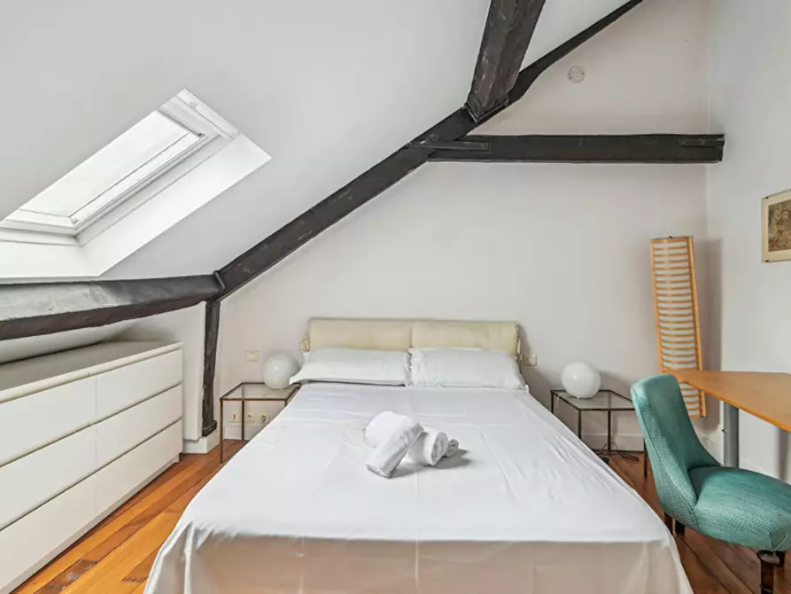 Immagine 10 di Appartamento in affitto  in Rue de Bourgogne a Paris 07