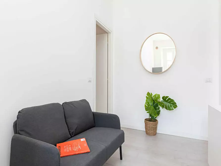 Immagine 10 di Camera in affitto  in Via Privata Parenzo a Milano