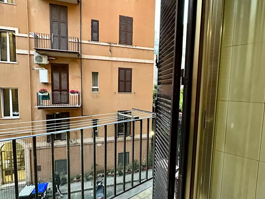 Immagine 10 di Camera in affitto  in Viale dello Scalo San Lorenzo a Roma