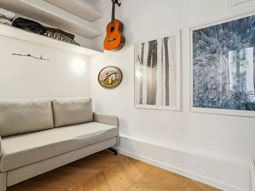 Immagine 6 di Appartamento in affitto  in Rue Mandar a Paris