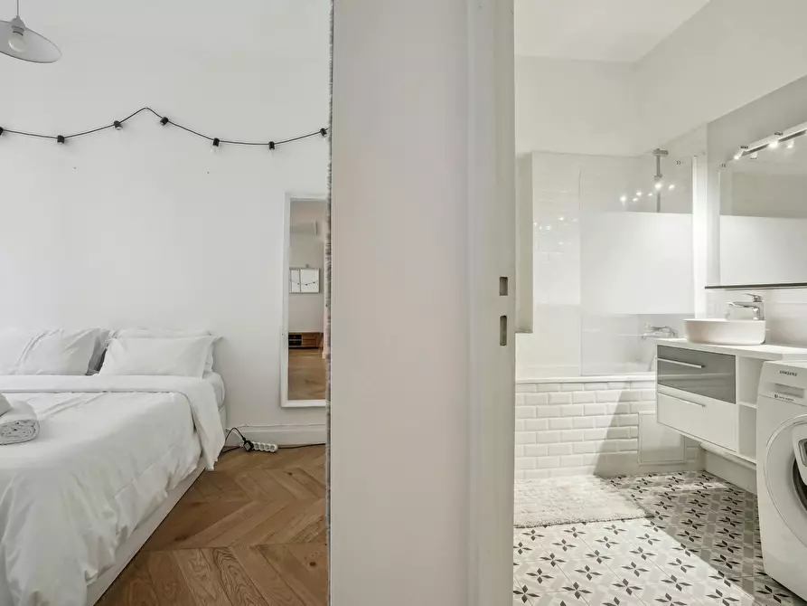 Immagine 7 di Appartamento in affitto  in Rue Mandar a Paris