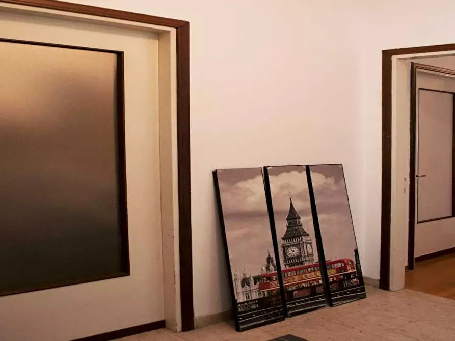 Immagine 10 di Camera in affitto  in Via Andrea Costa a Milano