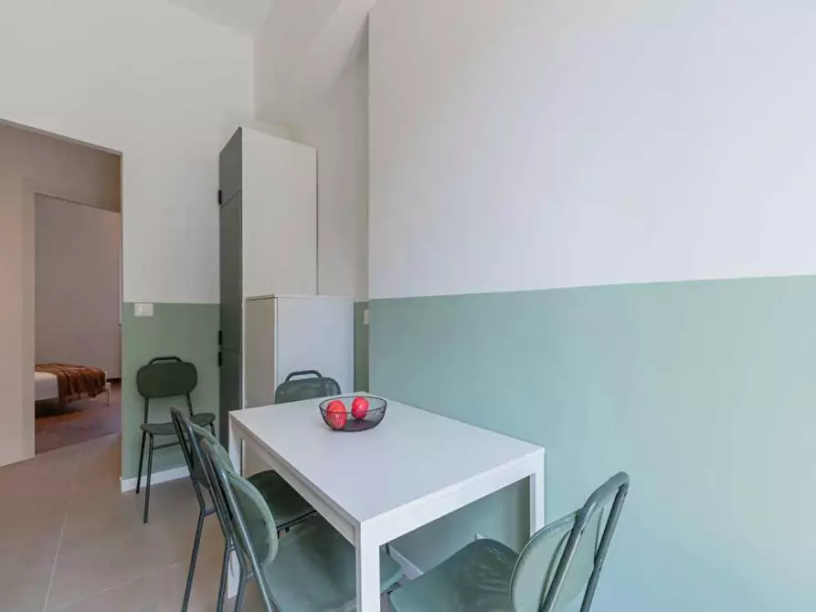 Immagine 2 di Camera in affitto  in Via della Moscova a Milano