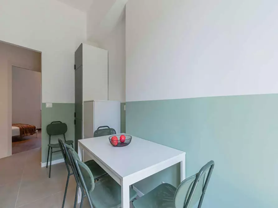 Immagine 7 di Camera in affitto  in Via della Moscova a Milano