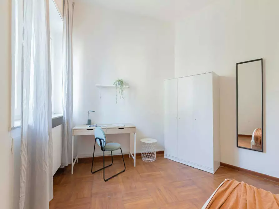 Immagine 4 di Camera in affitto  in Via della Moscova a Milano