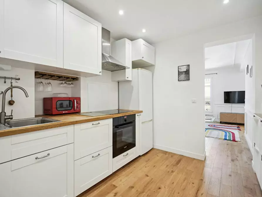 Immagine 10 di Appartamento in affitto  in Rue Louis Rouquier a Levallois-Perret