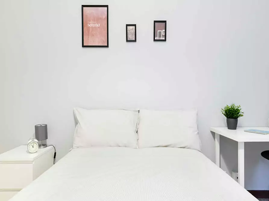 Immagine 7 di Camera in affitto  in Via Melchiorre Delfico a Milano