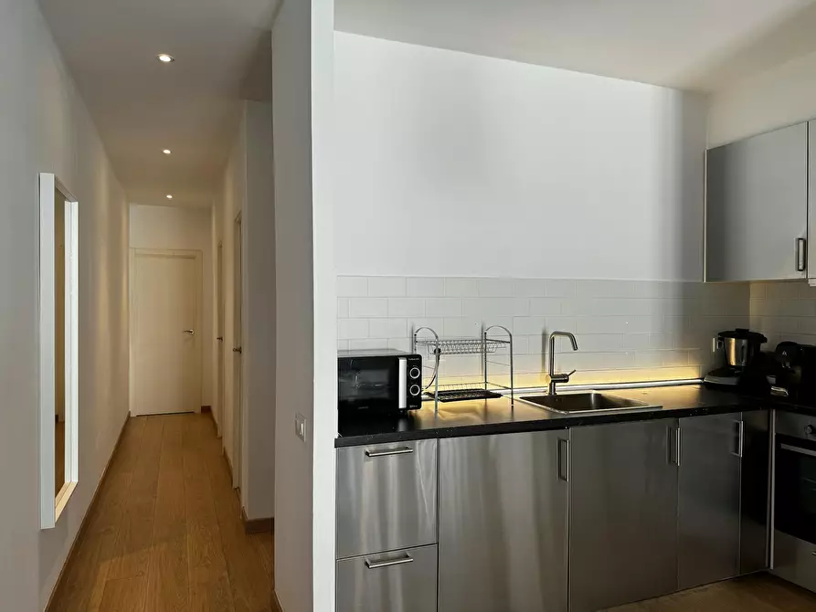 Immagine 4 di Appartamento in affitto  in Carrer de Sant Bertran a Barcelona