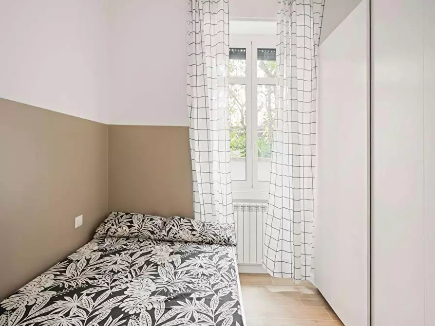 Immagine 1 di Camera in affitto  in Viale Legioni Romane a Milano