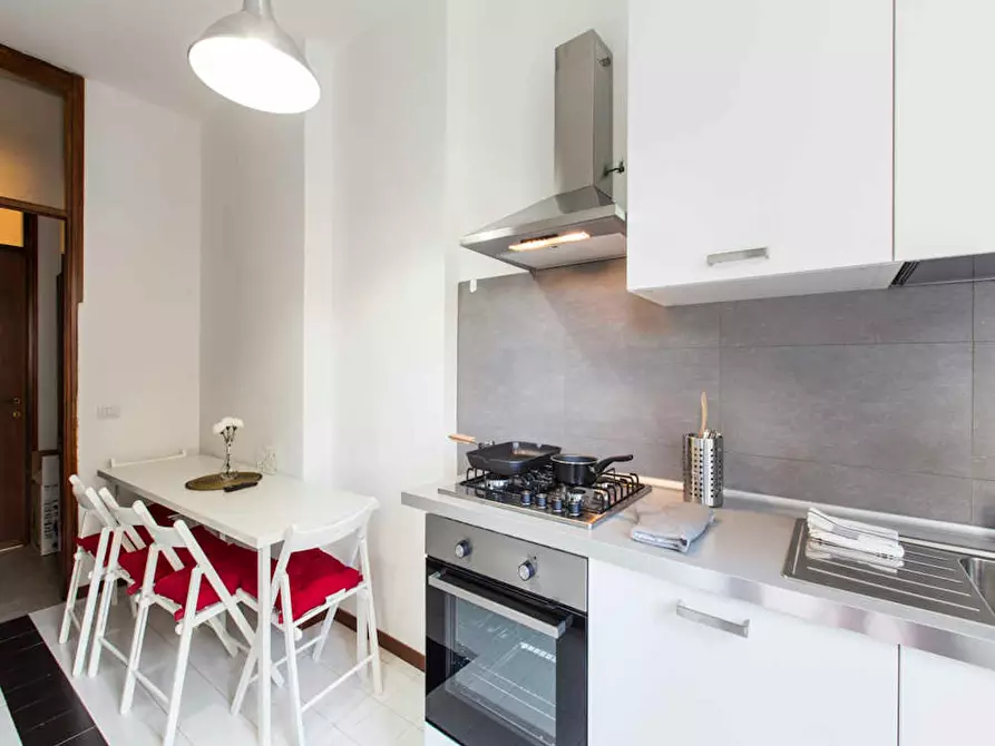 Immagine 9 di Camera in affitto  in Via Rubens a Milano