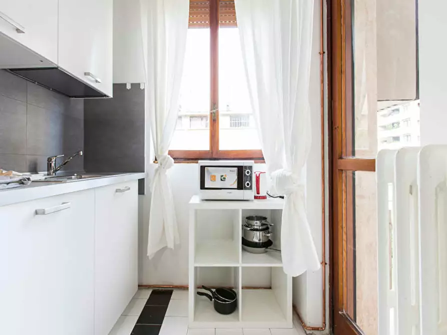 Immagine 8 di Camera in affitto  in Via Rubens a Milano