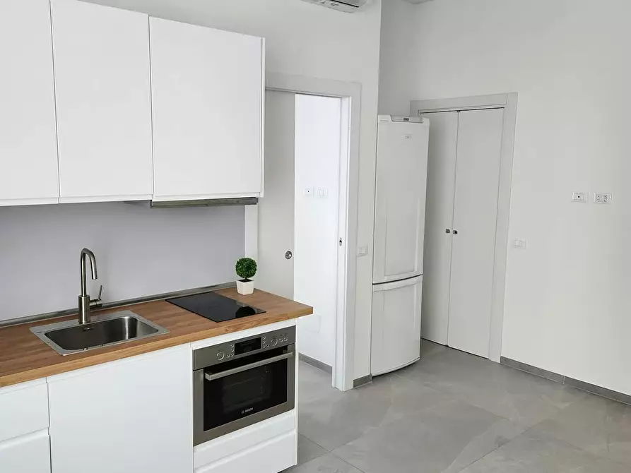 Immagine 6 di Appartamento in affitto  in Via Costantino Baroni a Milano