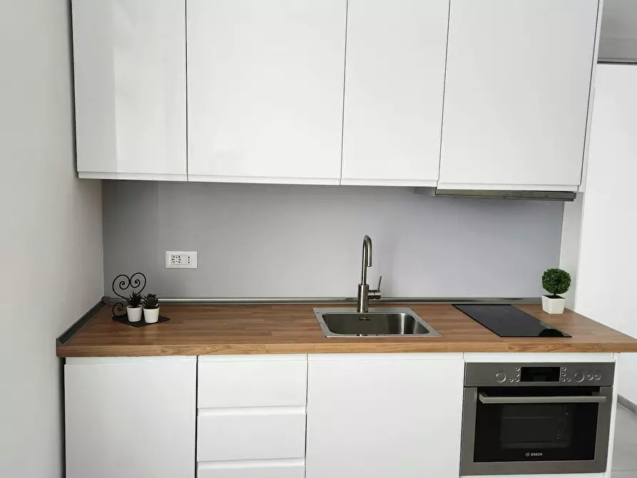 Immagine 5 di Appartamento in affitto  in Via Costantino Baroni a Milano