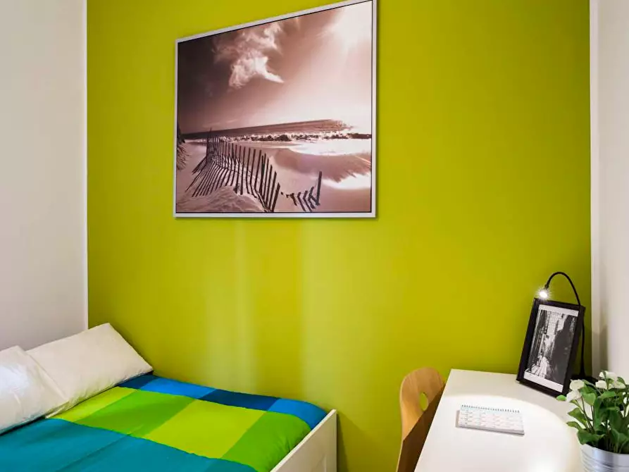 Immagine 3 di Camera in affitto  in Via Salvatore Barzilai a Milano