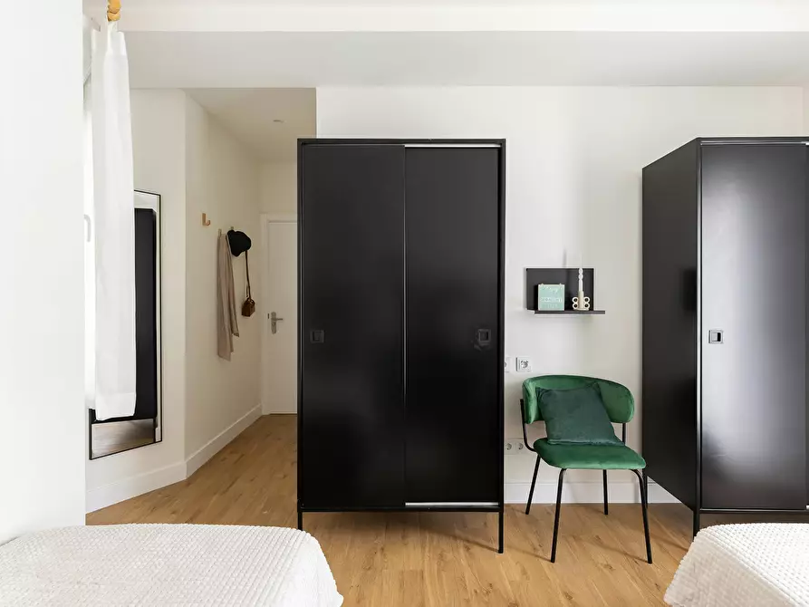 Immagine 10 di Camera condivisa in affitto  in Calle General Concha a Bilbao