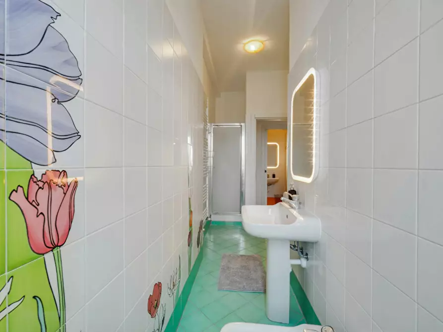 Immagine 10 di Camera in affitto  in Via Melchiorre Gioia a Milano