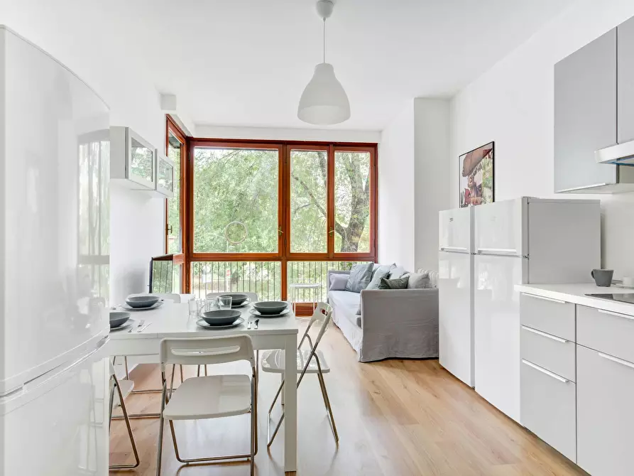 Immagine 5 di Camera in affitto  in Via Stromboli a Milano