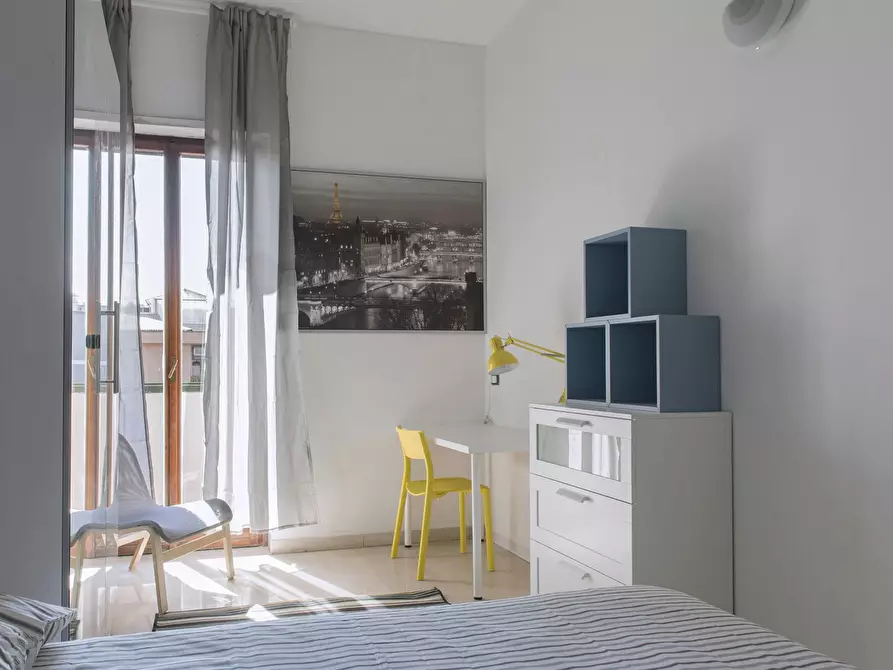 Immagine 2 di Camera in affitto  in Via Curtatone a Milano