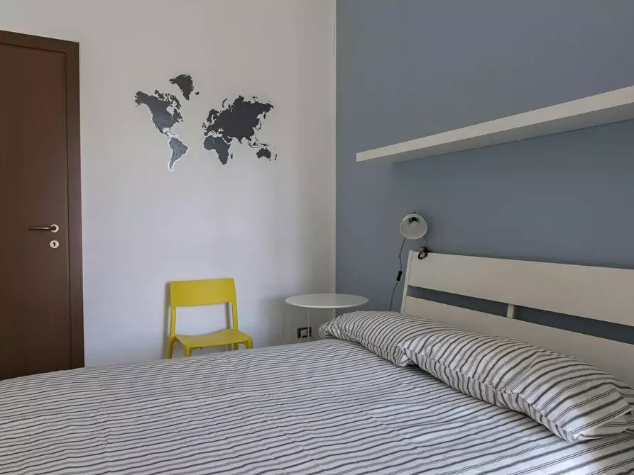 Immagine 5 di Camera in affitto  in Via Curtatone a Milano