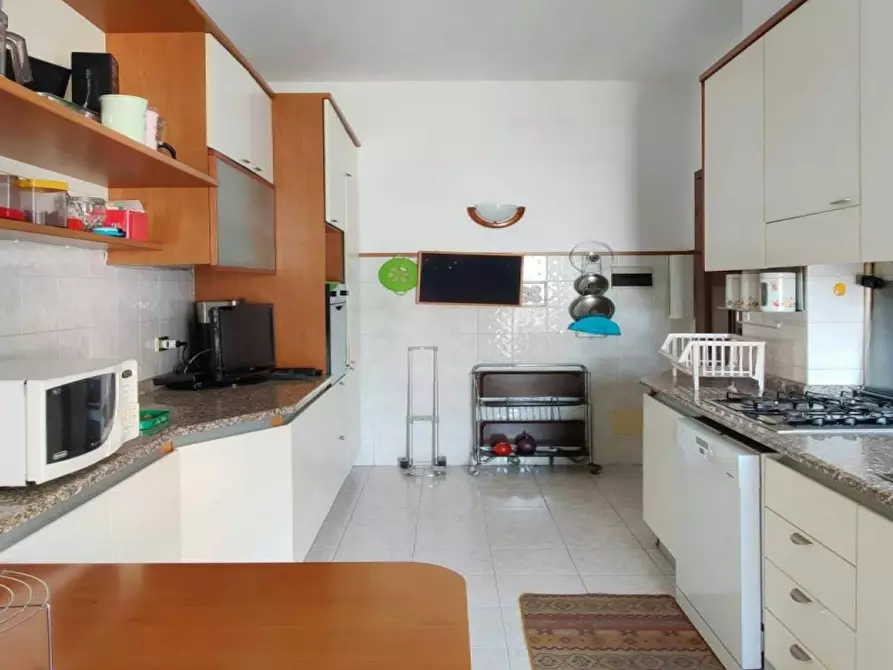 Immagine 6 di Camera in affitto  in Via Sant'Anatalone a Milano