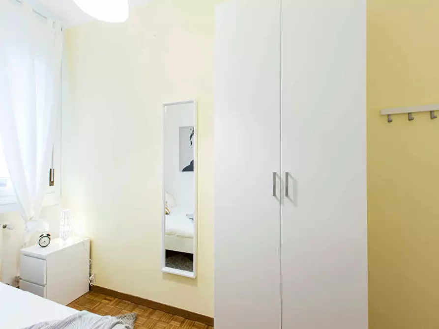 Immagine 5 di Camera in affitto  in Via Leone Tolstoi a Milano