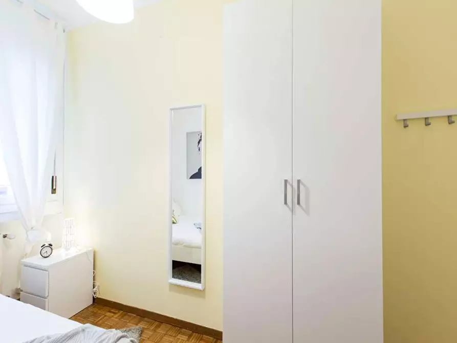 Immagine 2 di Camera in affitto  in Via Leone Tolstoi a Milano