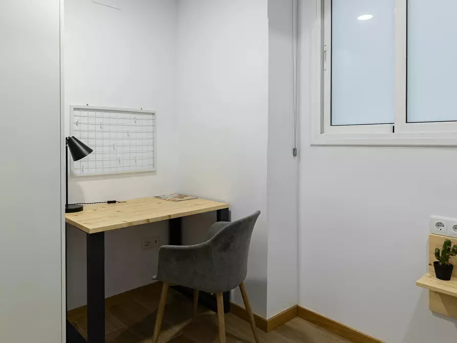 Immagine 2 di Camera in affitto  in Carrer de Balmes a Barcelona