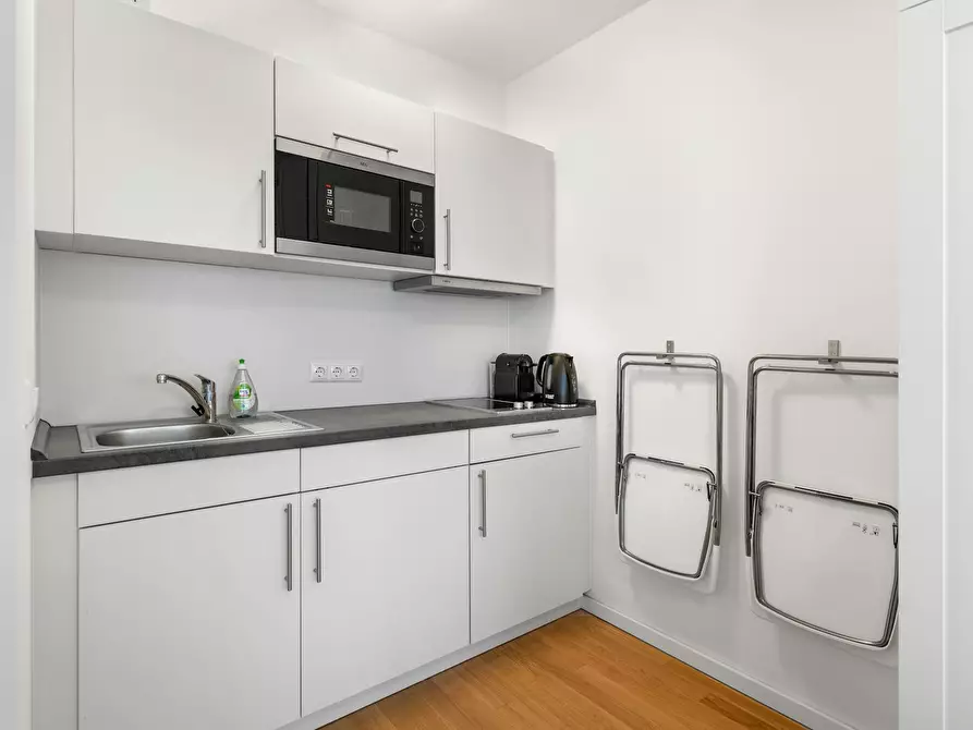 Immagine 9 di Appartamento in affitto  in Archibaldweg a Berlin