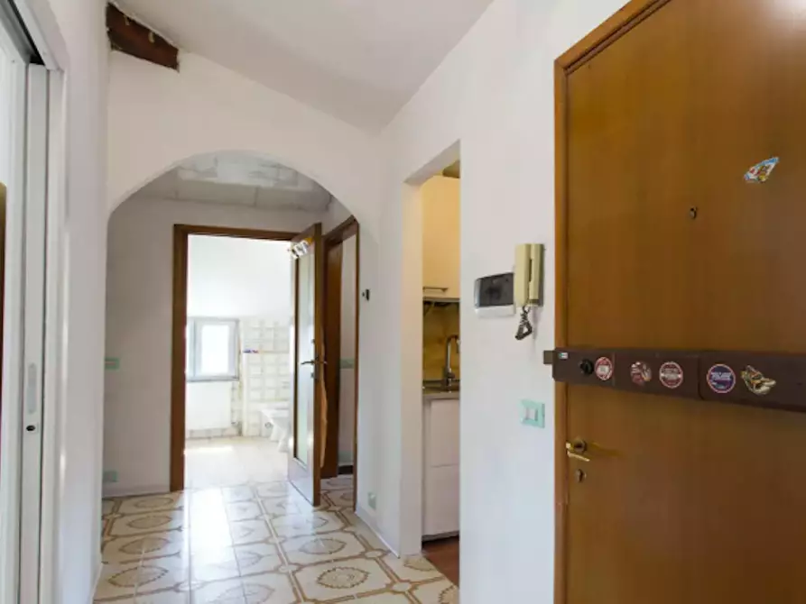 Immagine 10 di Camera in affitto  in Via Pietro Venino a Cologno Monzese