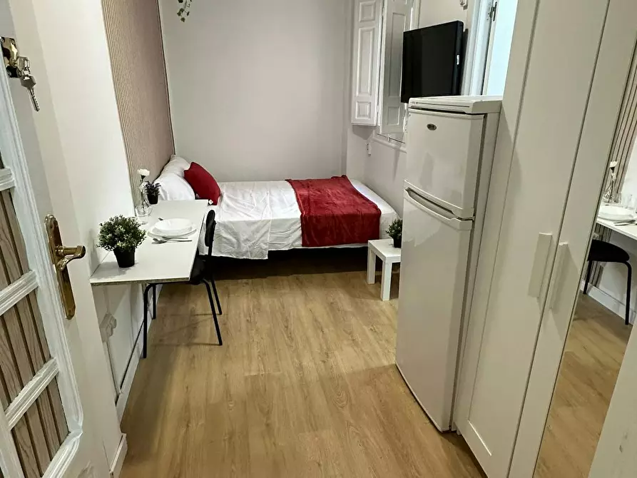 Immagine 5 di Camera in affitto  in Calle del General Pardiñas a Madrid