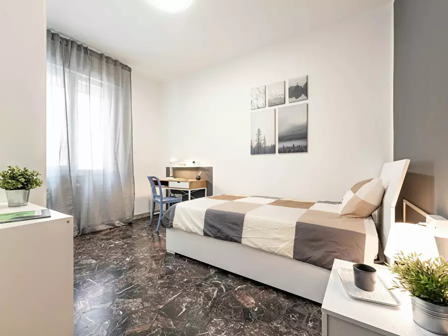 Immagine 4 di Camera in affitto  in Via Curzola a Padova
