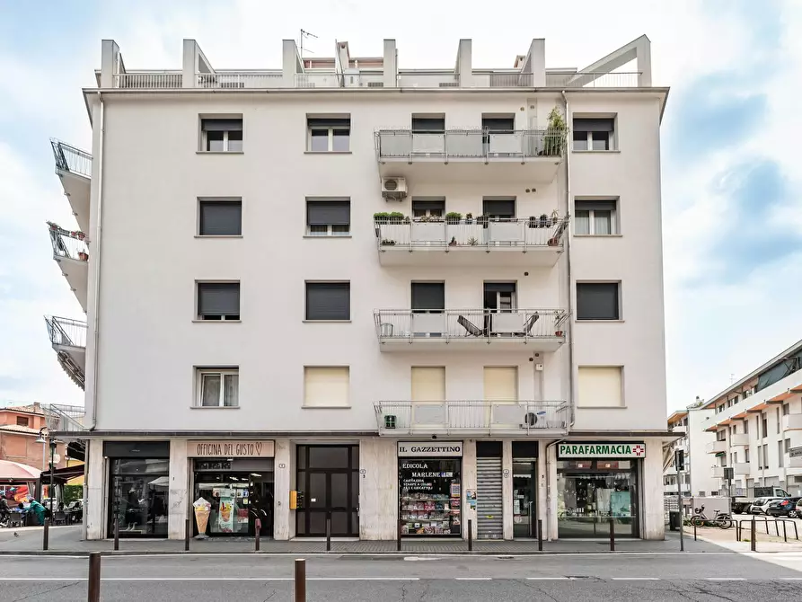 Immagine 3 di Camera in affitto  in Via Curzola a Padova