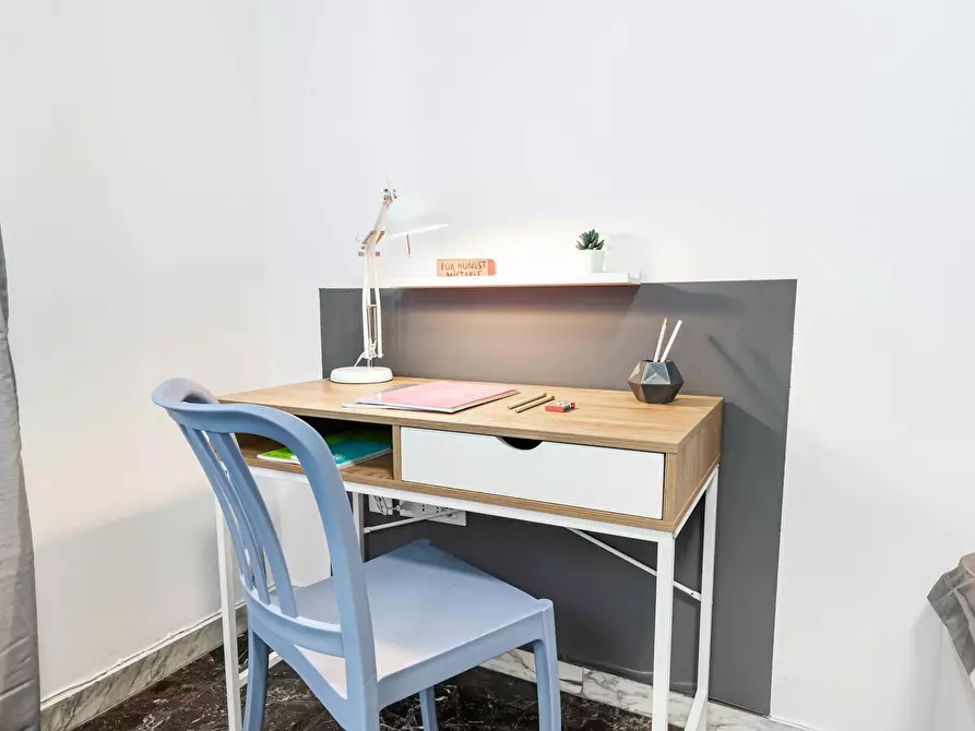 Immagine 4 di Camera in affitto  in Via Curzola a Padova