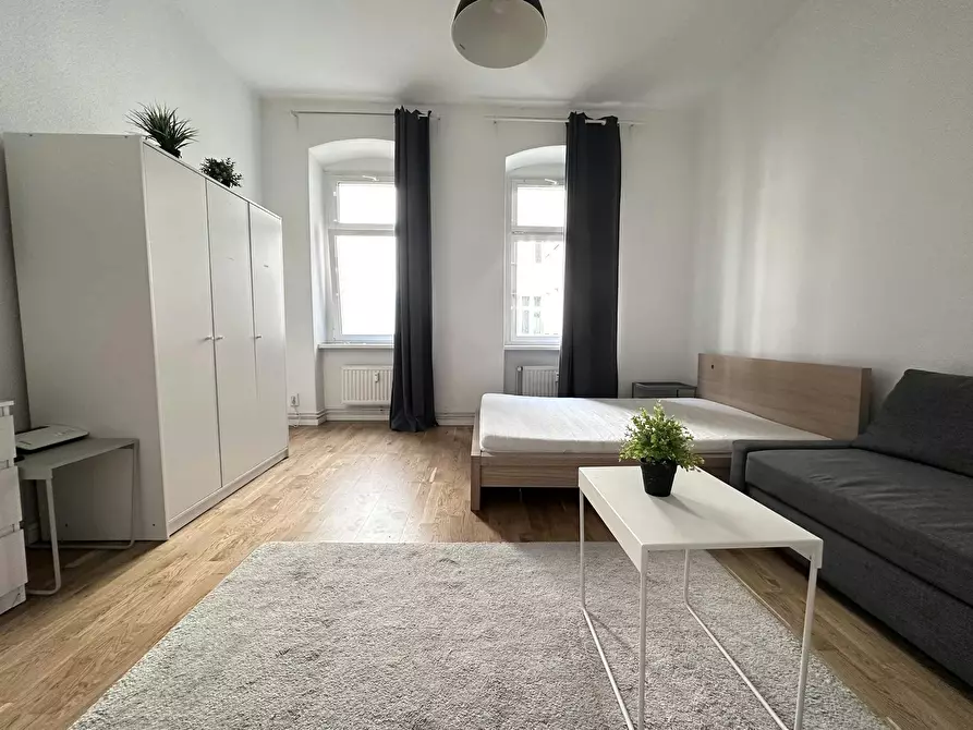 Immagine 2 di Appartamento in affitto  in Oldenburger Straße a Berlin